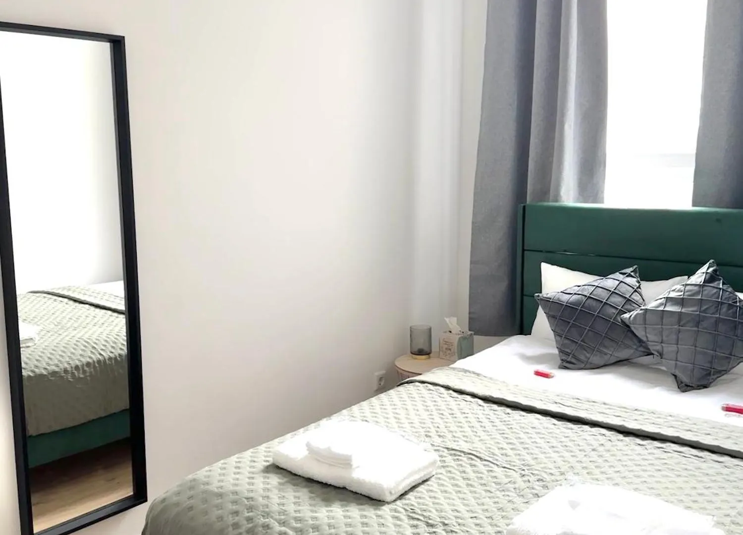 Heaven Homes - Privatzimmer Mit Bad Im Herzen Von Duesseldorf Niemcy